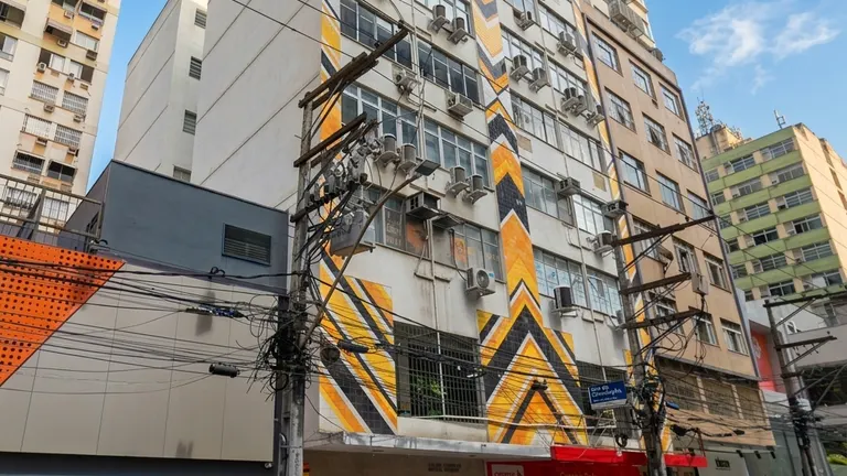 Fachada da Rua Gavião Peixoto, 80